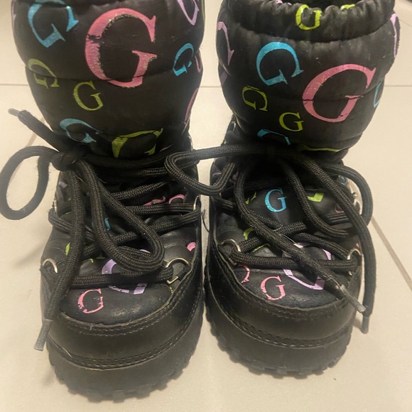 7T Guess winter boot - Picture 2 of 4